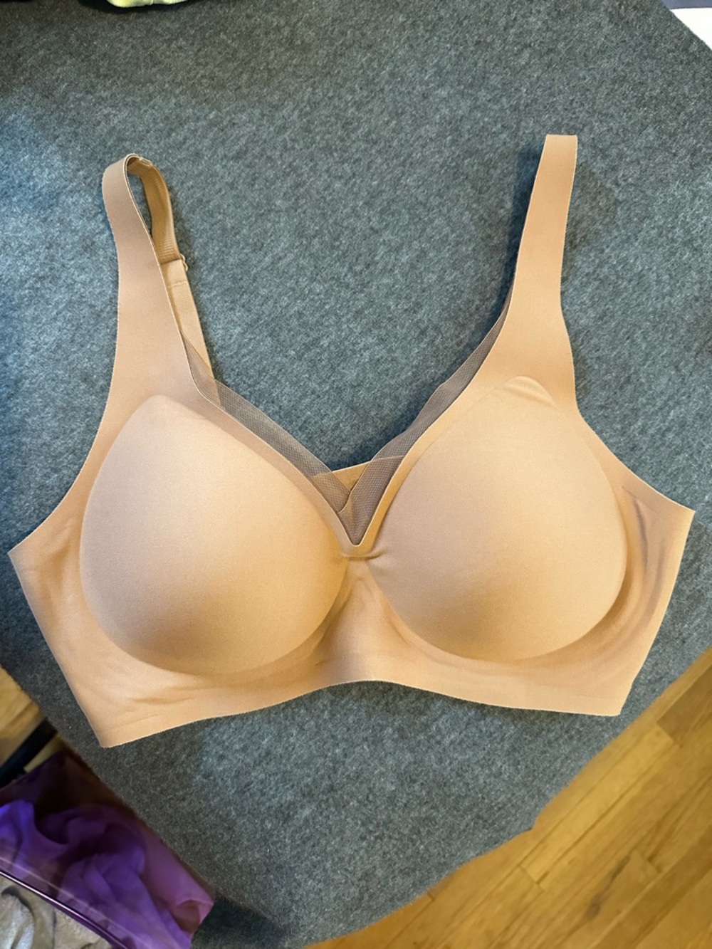 Amazon Nude Smooth Wireless T-Shirt Bra - Light Tan